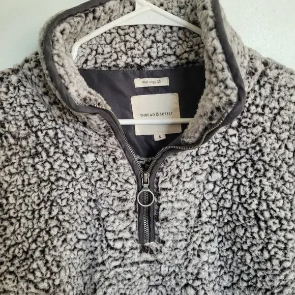 Thread and Supply Sherpa Fleece Quarter Zip Pullover Gray Womens Small - Picture 3 of 13